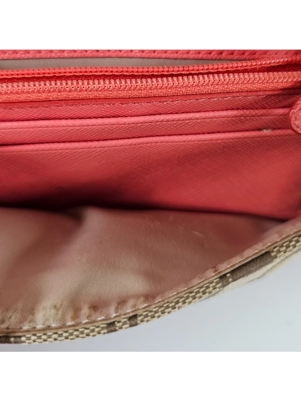Coach signature canvas